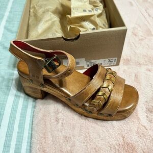 Brown Leather Sandals